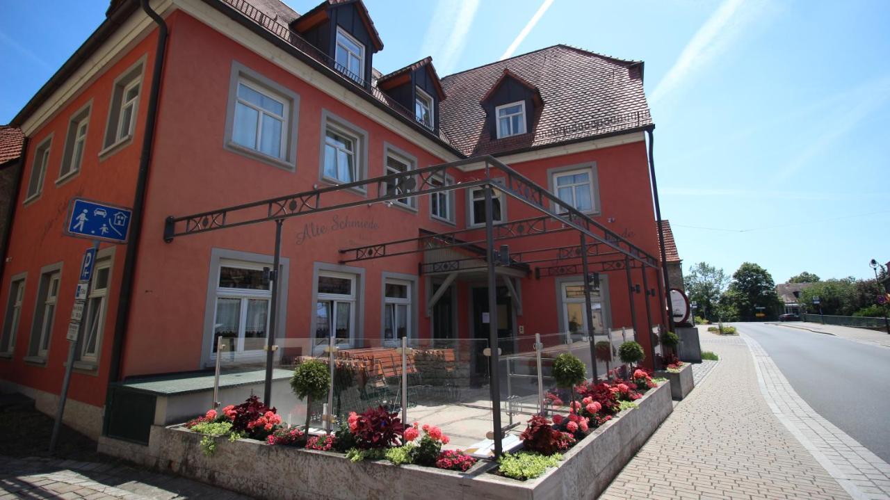 Aparthotel Alte Schmiede Деттельбах Экстерьер фото
